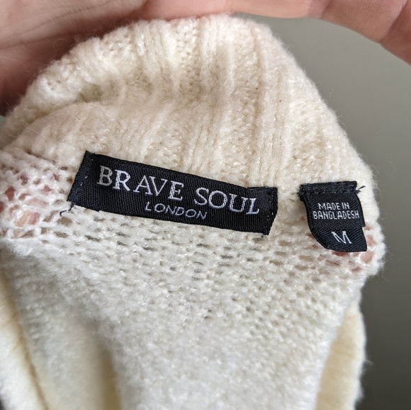 BRAVE Soul London Y2K Oversized Low V Neck Cream Sweater M - Picture 5 of 14